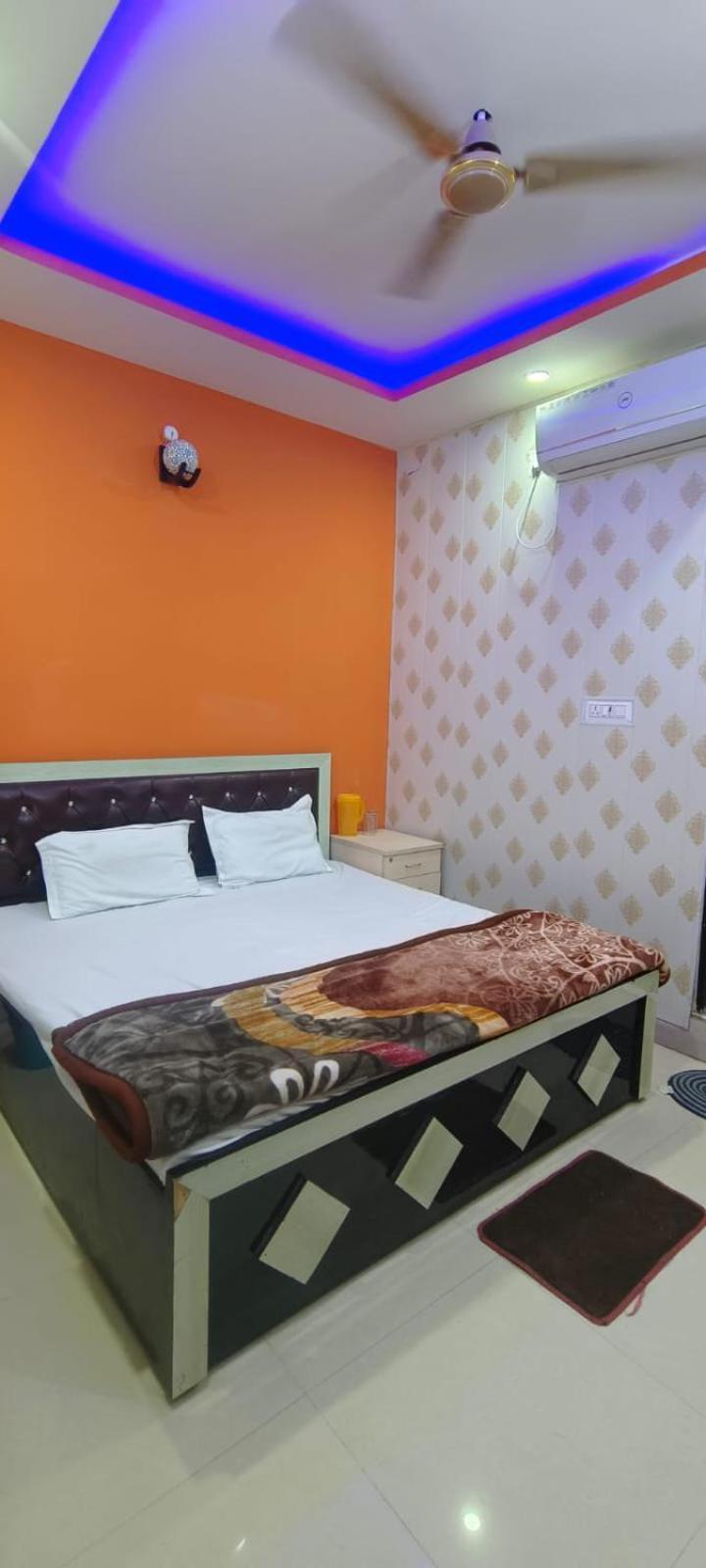 Hotel Shri Ram Bhavan Ayodhya Ngoại thất bức ảnh